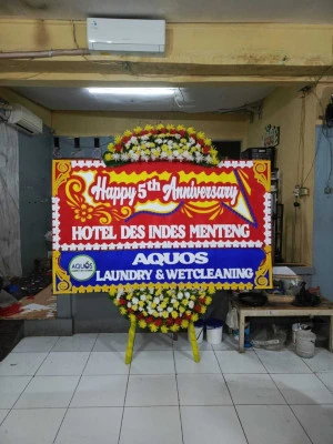 Papan Bunga di Ciawi Wanayasa